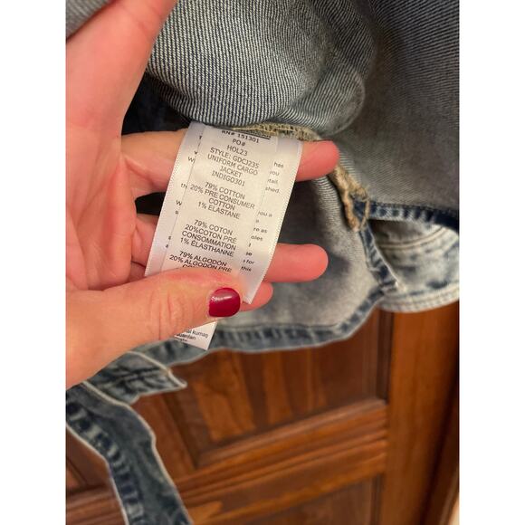 Good American Uniform Cargo Jacket in a light blue denim S/M - Picture 6 of 7